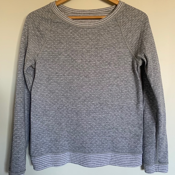 KISMET Reversible Patterned Soft Crewneck - Picture 3 of 3